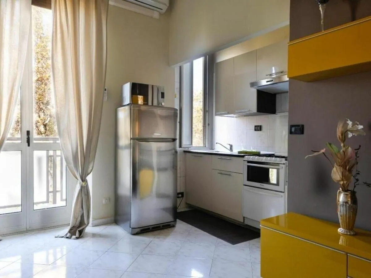 Lägenhet Fulvio Testi Milano